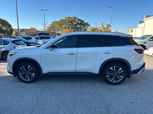 2022 INFINITI QX60 LUXE AWD