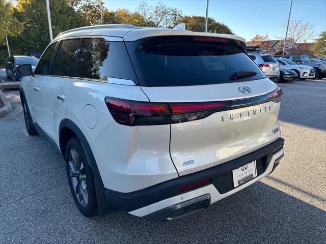 2022 INFINITI QX60 LUXE AWD