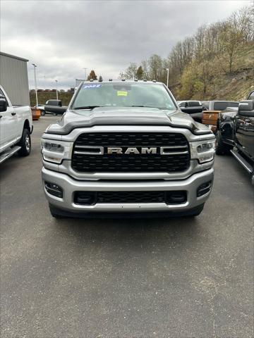 2022 RAM 2500 Big Horn Crew Cab 4x4 64 Box 2022 RAM 2500 Big Horn Crew Cab 4x4 64 Box