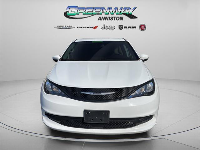 2023 Chrysler Voyager LX 2023 Chrysler Voyager LX