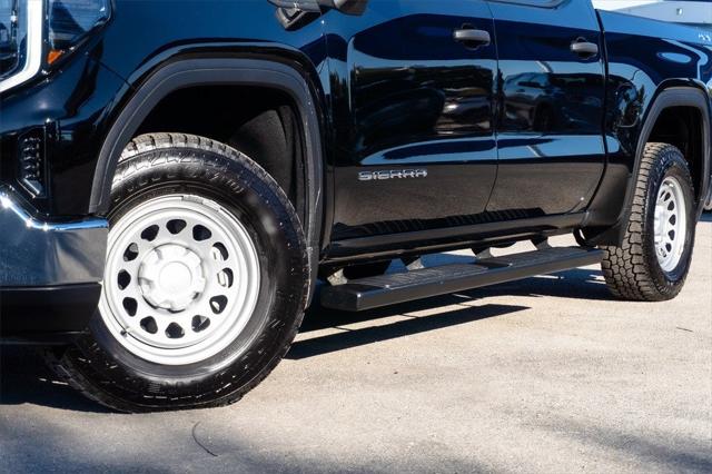 2025 GMC Sierra 1500 4WD Crew Cab Short Box Pro 2025 GMC Sierra 1500 4WD Crew Cab Short Box Pro