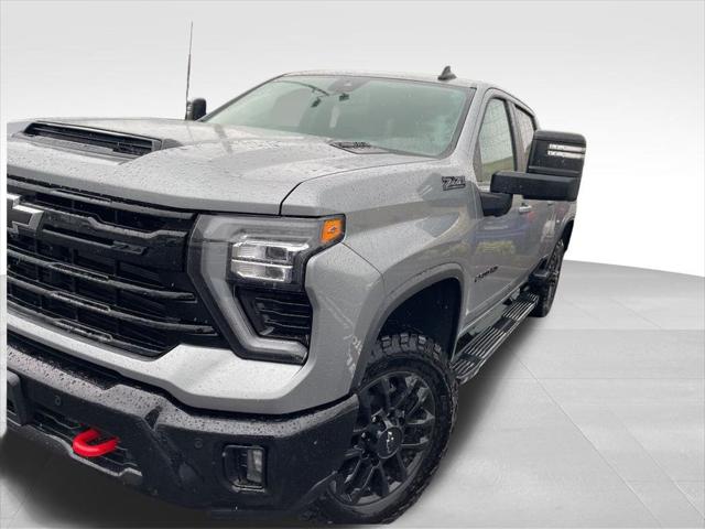 2025 Chevrolet Silverado 2500HD 4WD Crew Cab Standard Bed LT