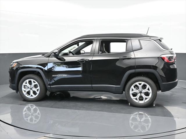 2025 Jeep Compass Latitude 4x4 2025 Jeep Compass Latitude 4x4