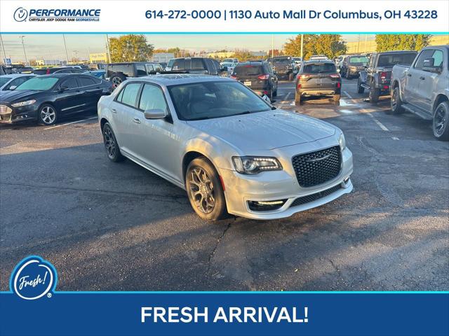 2023 Chrysler 300 Touring-L AWD