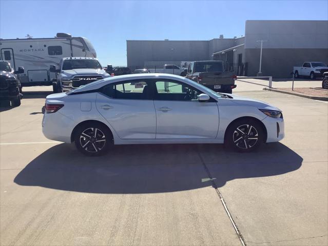 2024 Nissan Sentra SV Xtronic CVT