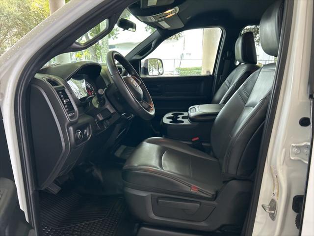 2022 RAM 3500 Tradesman Crew Cab 4x4 8 Box