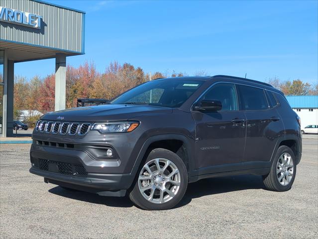 2024 Jeep Compass Latitude Lux FWD 2024 Jeep Compass Latitude Lux FWD