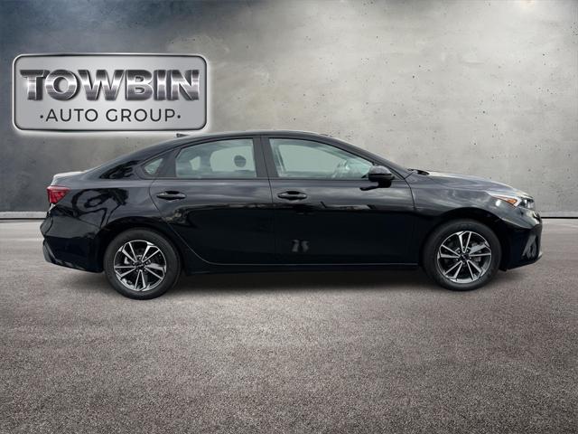 2022 Kia Forte LXS 2022 Kia Forte LXS