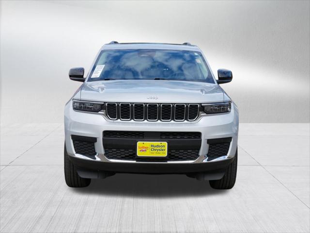 2023 Jeep Grand Cherokee L Laredo X 4x4