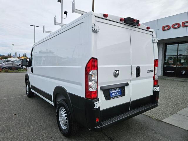 2025 RAM ProMaster 2500 Cargo Van Tradesman Low Roof 136 WB w/Pass Seat