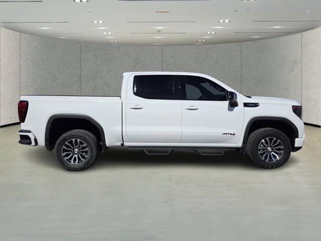 2023 GMC Sierra 1500 4WD Crew Cab Short Box AT4 2023 GMC Sierra 1500 4WD Crew Cab Short Box AT4