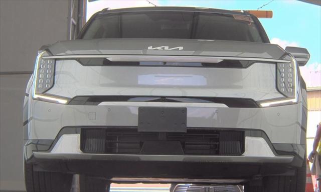 2024 Kia EV9 Land 2024 Kia EV9 Land