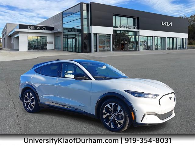 2022 Ford Mustang Mach-E Premium 2022 Ford Mustang Mach-E Premium