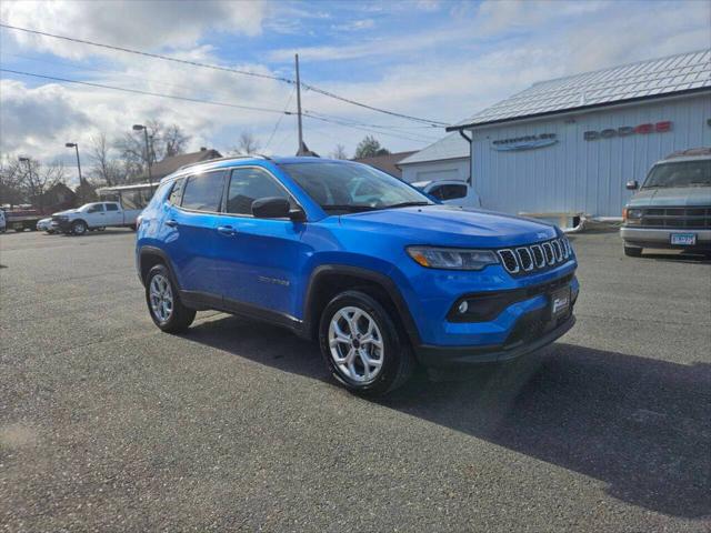 2025 Jeep Compass Latitude 4x4 2025 Jeep Compass Latitude 4x4
