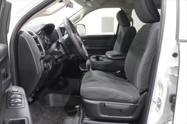 2020 RAM 3500 Tradesman Crew Cab 4x4 8 Box