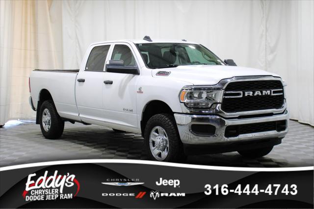 2020 RAM 3500 Tradesman Crew Cab 4x4 8 Box