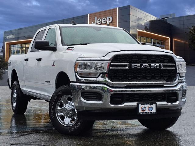 2022 RAM 2500 Tradesman Crew Cab 4x4 64 Box 2022 RAM 2500 Tradesman Crew Cab 4x4 64 Box