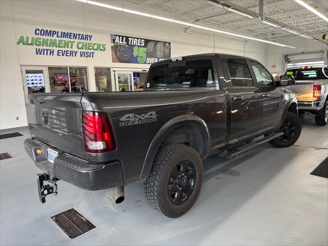 2017 RAM 2500 Laramie Crew Cab 4x4 64 Box 2017 RAM 2500 Laramie Crew Cab 4x4 64 Box