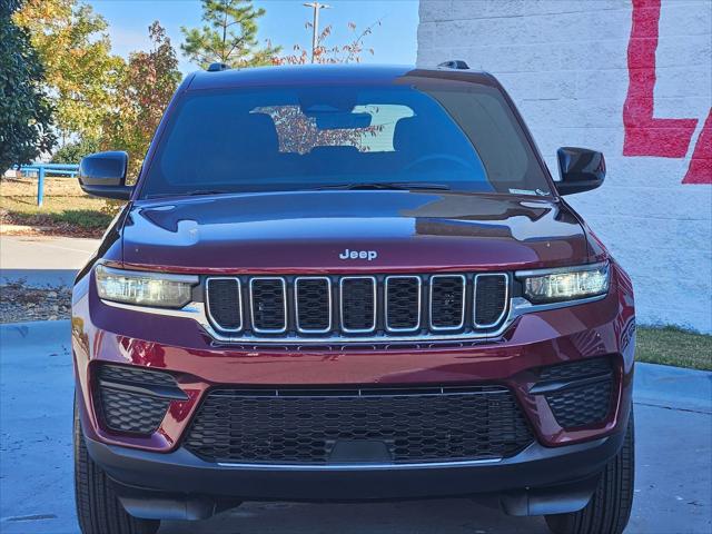 2025 Jeep Grand Cherokee Laredo X 4x4