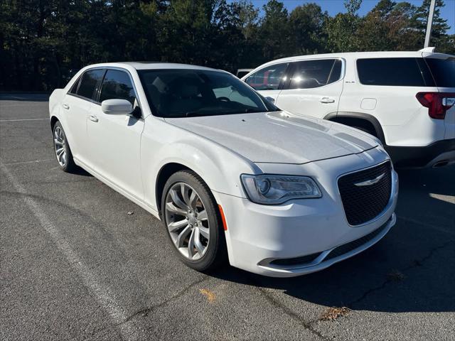 2017 Chrysler 300 Limited