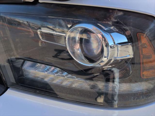 2018 RAM 1500 Night Crew Cab 4x4 57 Box 2018 RAM 1500 Night Crew Cab 4x4 57 Box