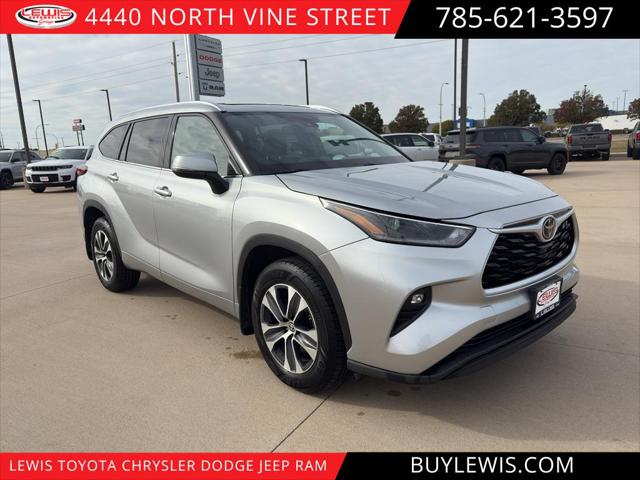 2021 Toyota Highlander XLE for sale in Hays, KS