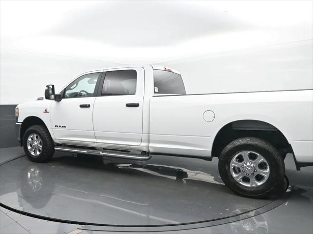 2024 RAM 3500 Big Horn Crew Cab 4x4 8 Box 2024 RAM 3500 Big Horn Crew Cab 4x4 8 Box