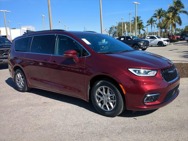 2022 Chrysler Pacifica Touring 2022 Chrysler Pacifica Touring