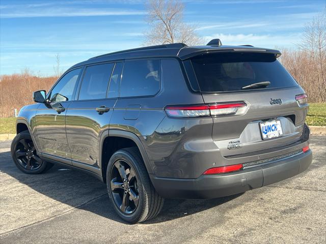 2023 Jeep Grand Cherokee L Altitude 4x4 2023 Jeep Grand Cherokee L Altitude 4x4