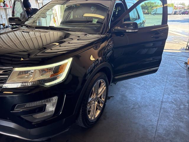 2017 Ford Explorer XLT 2017 Ford Explorer XLT