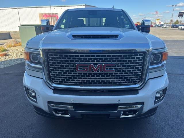 2017 GMC Sierra 2500HD Denali 2017 GMC Sierra 2500HD Denali