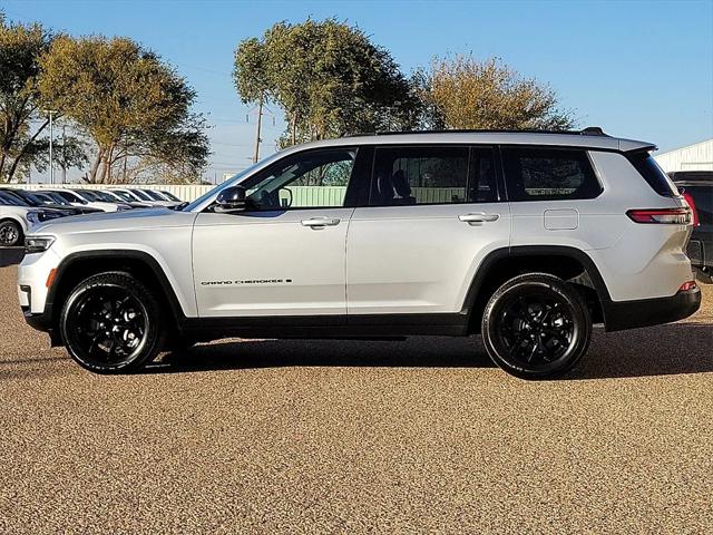 2024 Jeep Grand Cherokee L Altitude 4x4 2024 Jeep Grand Cherokee L Altitude 4x4