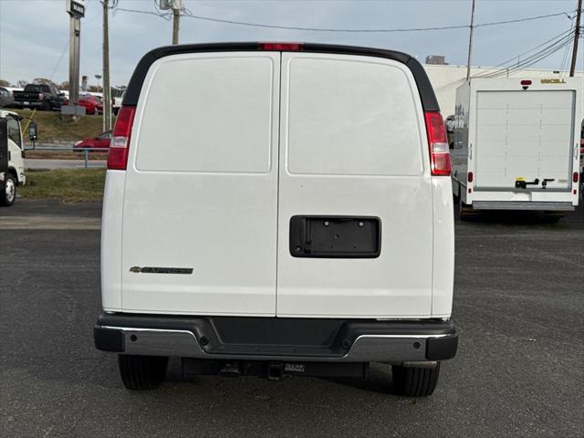 2025 Chevrolet Express Cargo Van RWD 2500 Regular Wheelbase WT