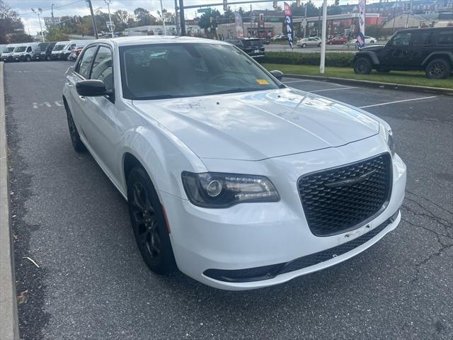 2022 Chrysler 300 Touring AWD