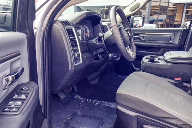 2021 RAM 1500 Classic SLT Crew Cab 4x2 57 Box 2021 RAM 1500 Classic SLT Crew Cab 4x2 57 Box