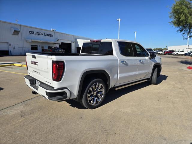 2023 GMC Sierra 1500 4WD Crew Cab Short Box Denali