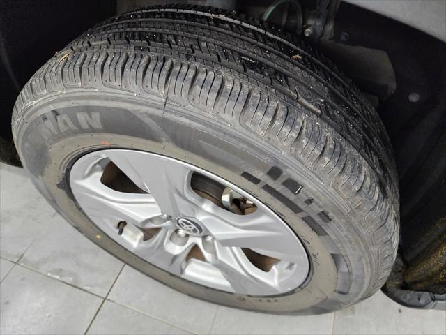 2024 Toyota RAV4 XLE 2024 Toyota RAV4 XLE