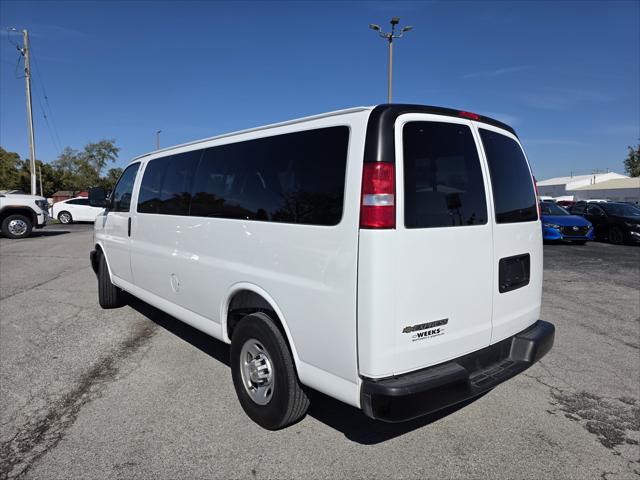 2025 Chevrolet Express Passenger RWD 3500 Extended Wheelbase LS 2025 Chevrolet Express Passenger RWD 3500 Extended Wheelbase LS