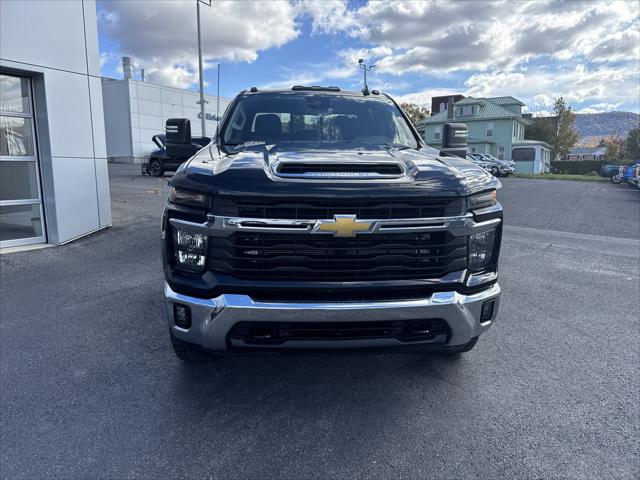2024 Chevrolet Silverado 2500HD 4WD Crew Cab Standard Bed LT