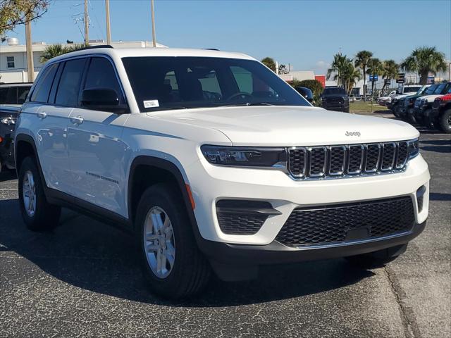 2025 Jeep Grand Cherokee GRAND CHEROKEE LAREDO 4X2 2025 Jeep Grand Cherokee GRAND CHEROKEE LAREDO 4X2