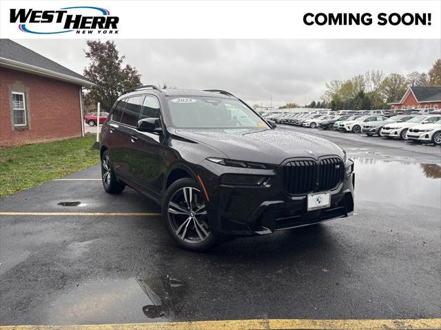 2025 BMW X7 M60i