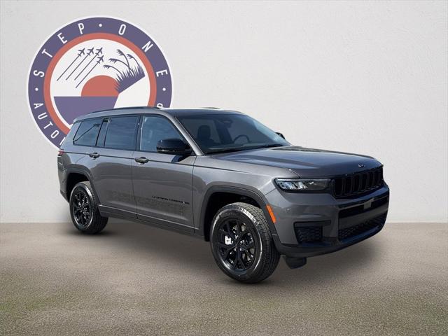 2025 Jeep Grand Cherokee GRAND CHEROKEE L ALTITUDE X 4X4