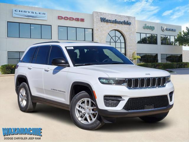 2025 Jeep Grand Cherokee GRAND CHEROKEE LAREDO X 4X4