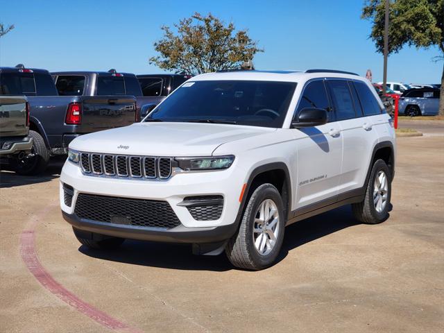 2025 Jeep Grand Cherokee GRAND CHEROKEE LAREDO X 4X4