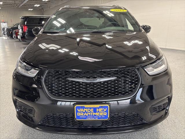 2025 Chrysler Pacifica Limited 2025 Chrysler Pacifica Limited