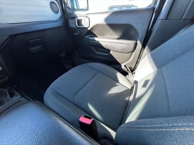 2024 Jeep Gladiator Sport S