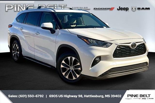 2020 Toyota Highlander XLE 2020 Toyota Highlander XLE