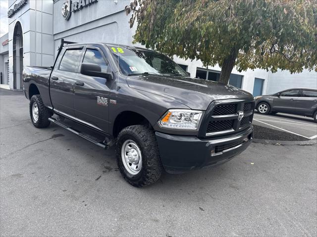 2018 RAM 2500 Tradesman Crew Cab 4x4 64 Box 2018 RAM 2500 Tradesman Crew Cab 4x4 64 Box