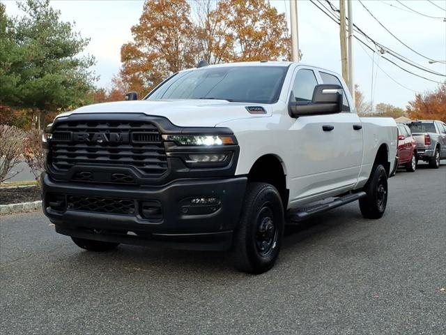 2025 RAM 2500 Tradesman Crew Cab 4x4 64 Box