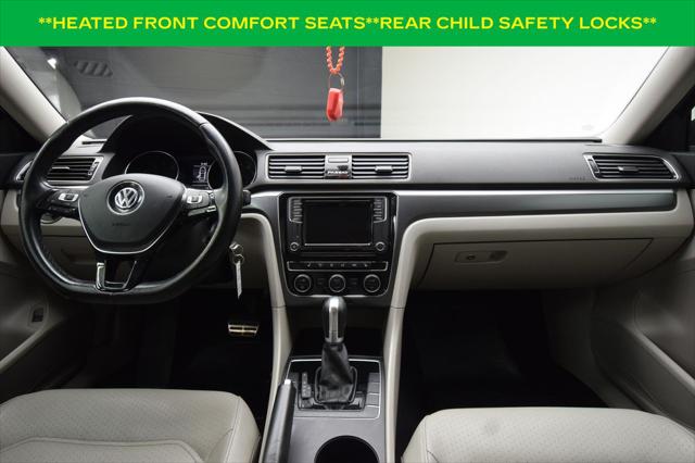 2018 Volkswagen Passat 2.0T R-Line 2018 Volkswagen Passat 2.0T R-Line